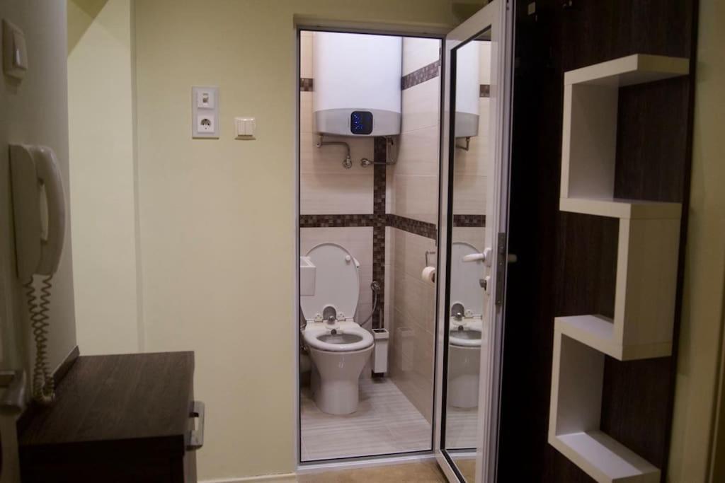 Cozy 2Br Oasis In Central ブルガス エクステリア 写真