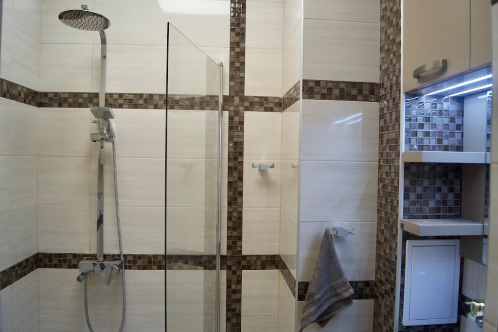 Cozy 2Br Oasis In Central ブルガス エクステリア 写真