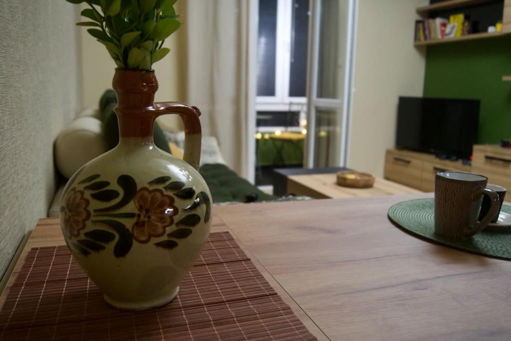 Cozy 2Br Oasis In Central ブルガス エクステリア 写真